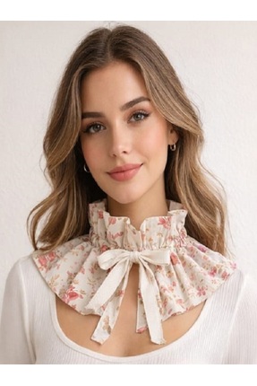ShesButik Çiçekli Bağcıklı Tak Çıkar Fırfırlı Boyunluk