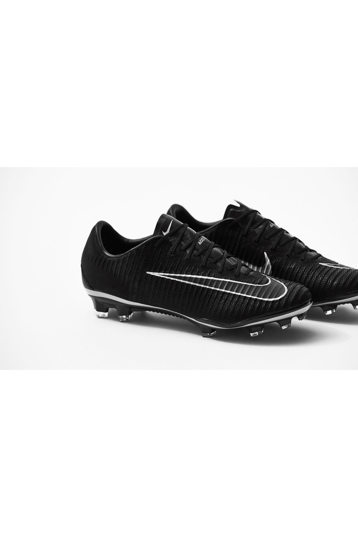 シューズ NIKE Mercurial Vapor 11 FG Nike MERCURIAL VAPOR 11 TECH SİYAH - Fiyatı, Yorumları