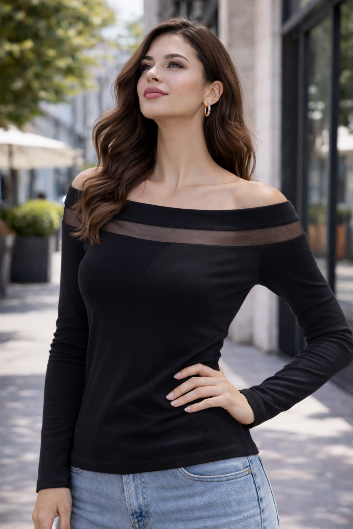 AQE FASHION  Kadın Bluz Siyah Kayık Yaka Uzun Kolu Omuz Dekolteli Tül Detaylı Esnek Şık - Görsel 2