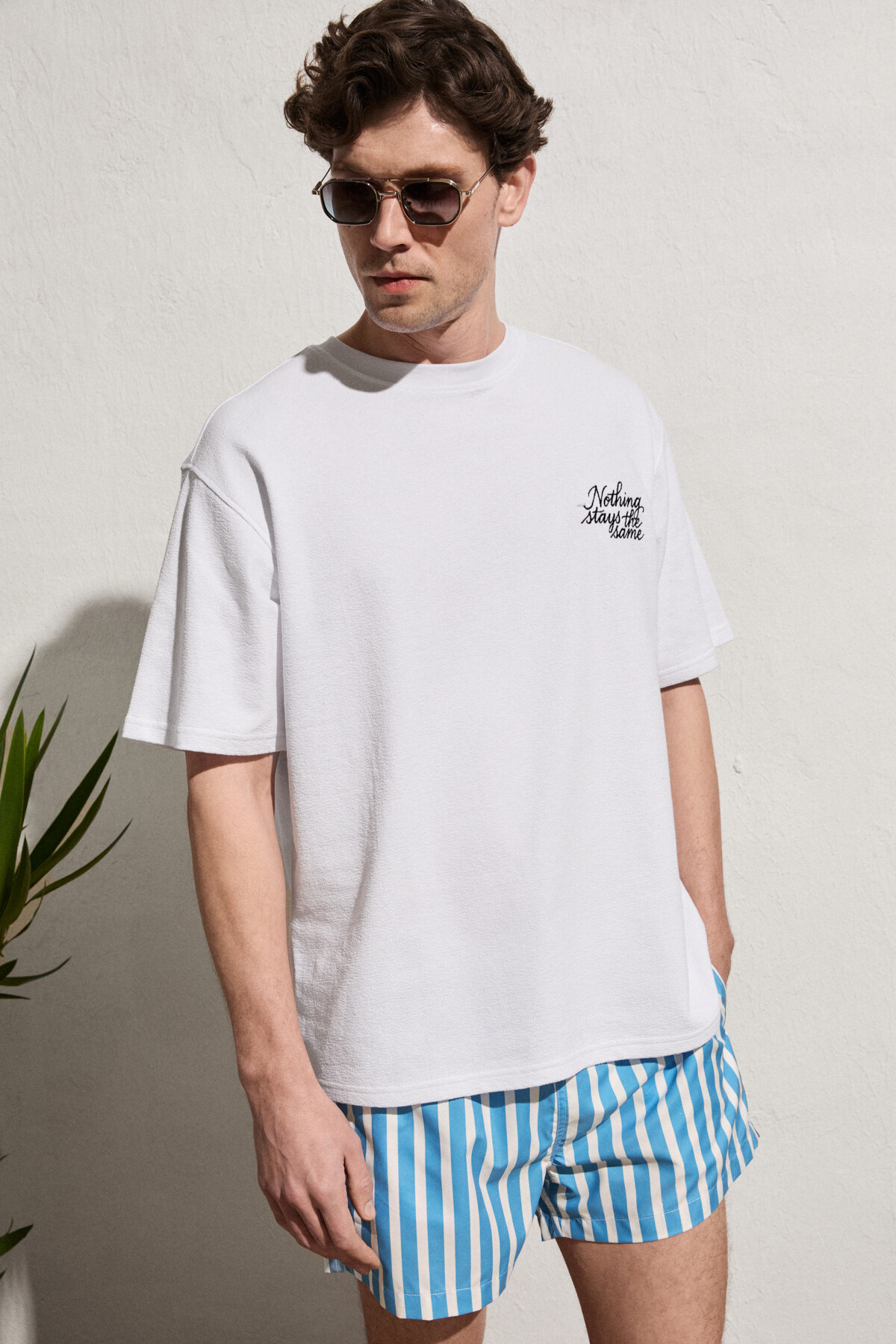 GRIMELANGE CALIDO Erkek Organik Pamuklu Baskı Ve Nakışlı Bisiklet Yaka Strüktürlü Oversıze Beyaz T-Shirt görsel 4
