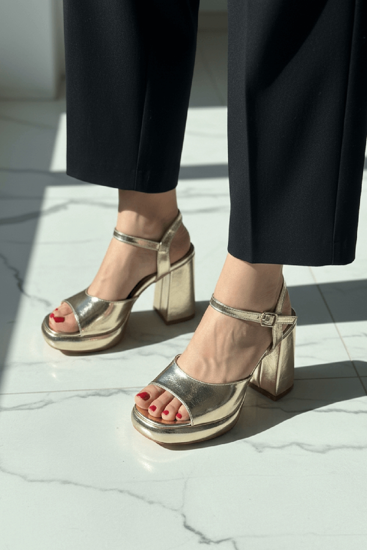 DİVOLYA Bello Gold ( 9 Cm Topuk ) Platform Topuklu Günlük Ayakkabı görsel 4