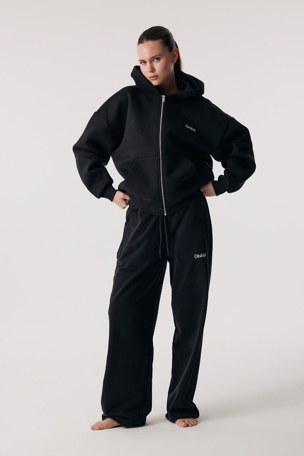 Oishii Rei Loungewear Fermuarlı ve Kapşonlu Sweatshirt Siyah görsel 3