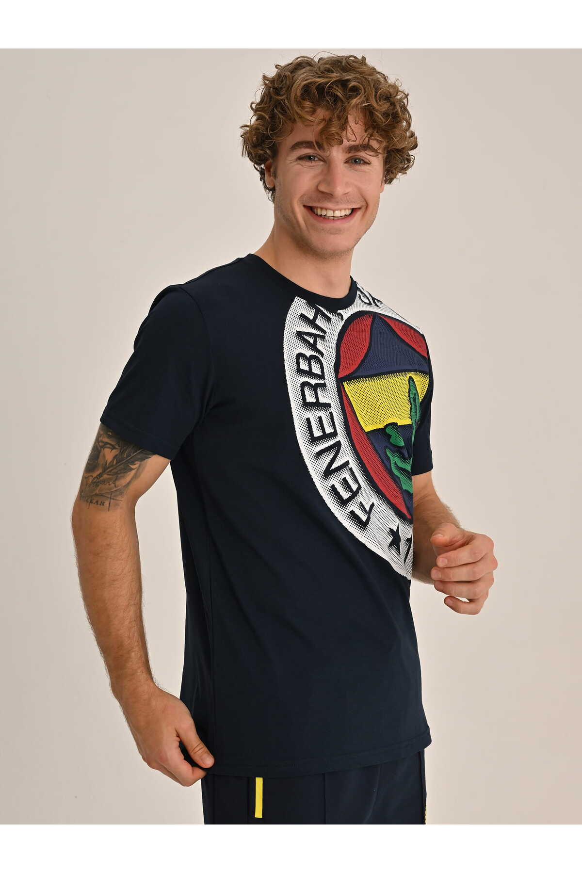 Fenerium ERKEK TRIBUN ALTI RENK LOGOLU TSHIRT görsel 4
