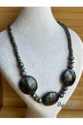 Özel Tasarım Gri Boncuk Kolye