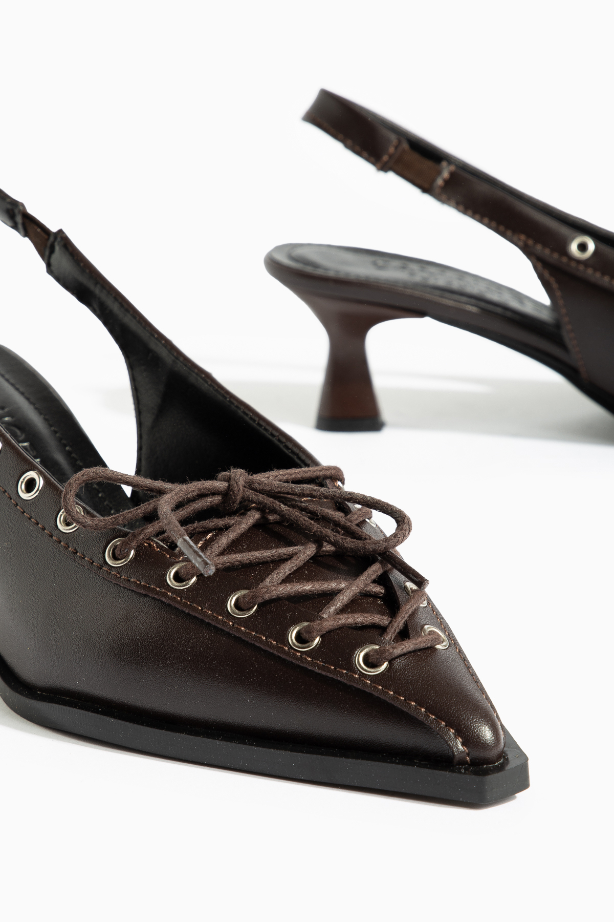 camaiore  Acı Kahve Sivri Burun Bağcık Detaylı Klasik Topuklu Ayakkabı - Görsel 4