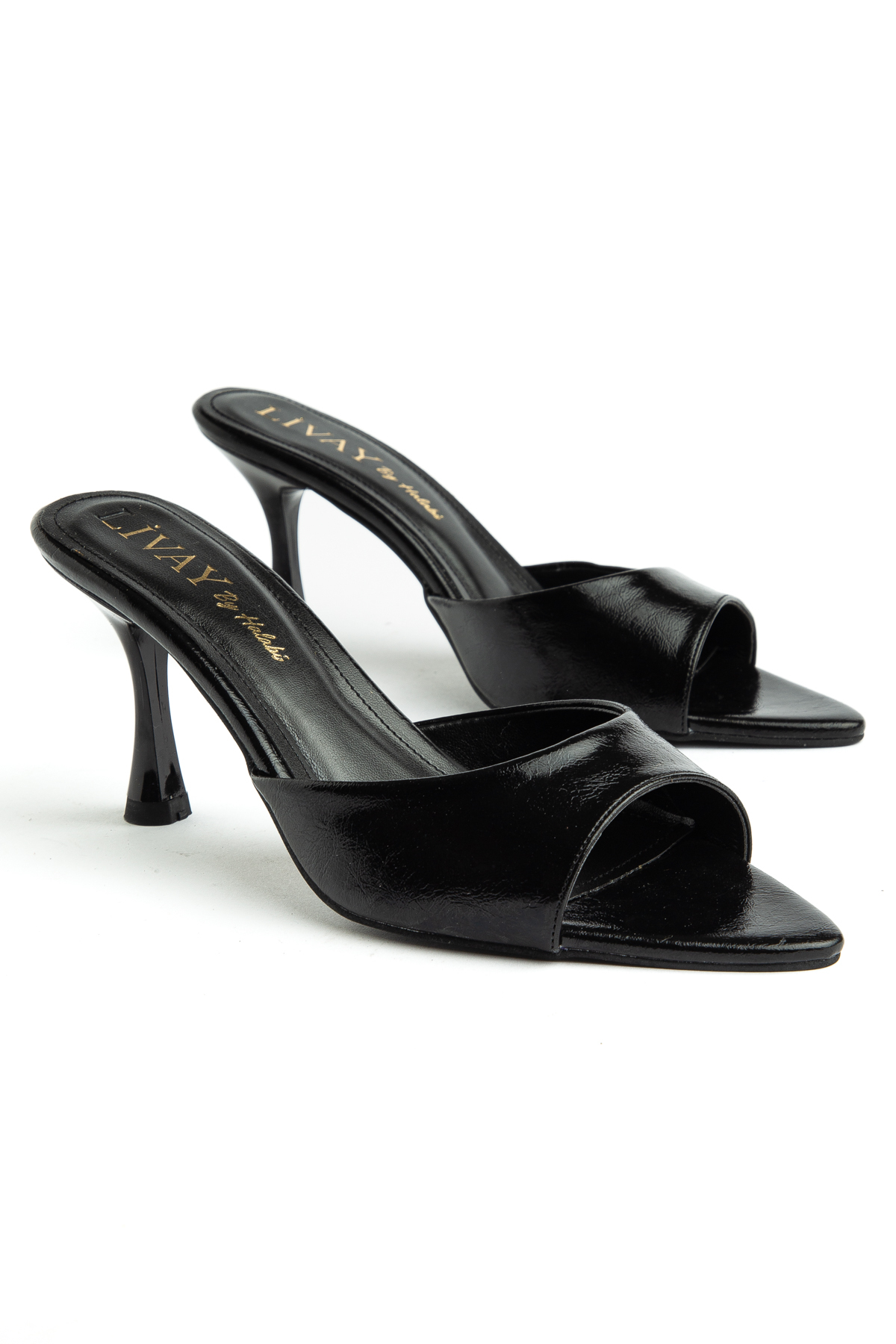 Women's Black Wrinkle Pointed Toe Short Heel Sandals
