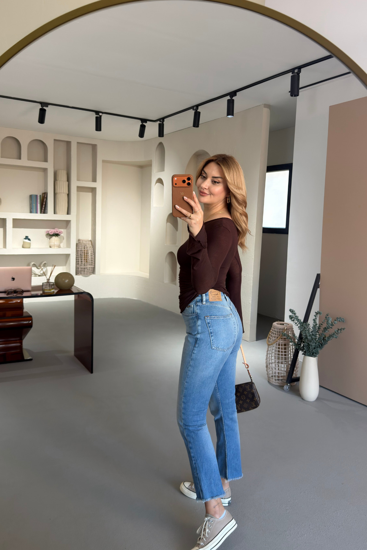 Sezgi Tekin  Premium Seri Yıkamalı Kesik Paça Mavi Jean - Görsel 4