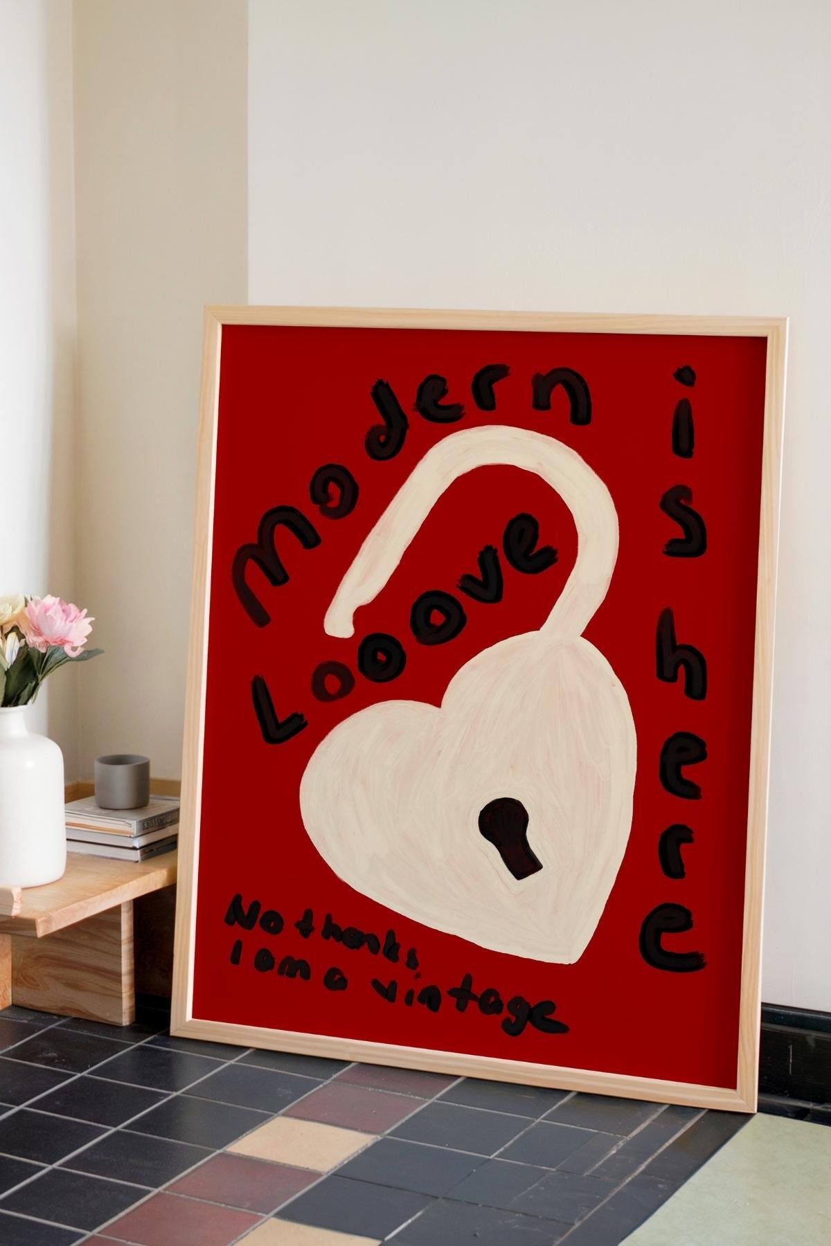 Kırmızı Kalp Poster Love Is Here Yazılı Romantik Duvar Dekoru Çerçevesiz
