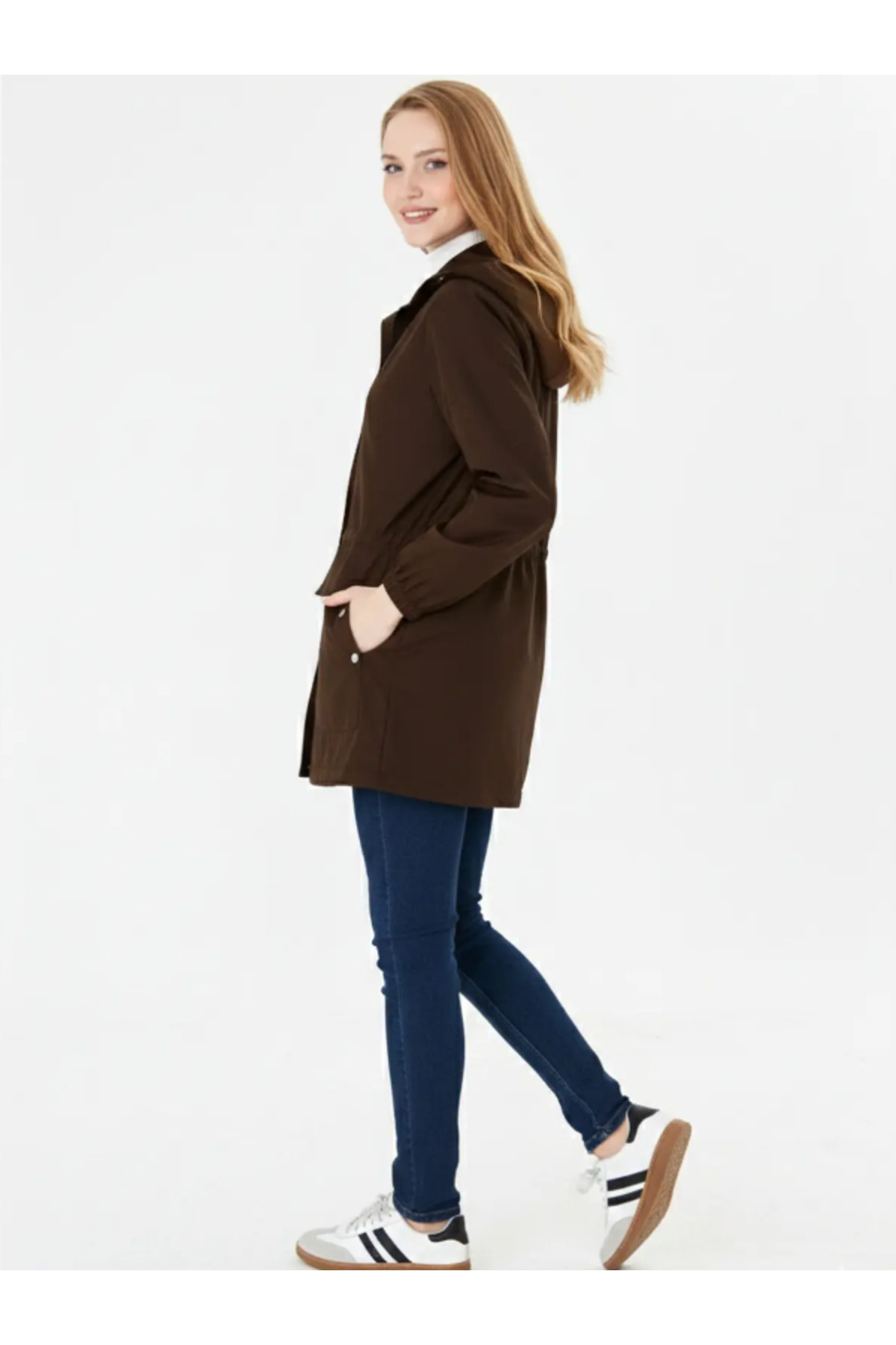 PIQUE  Kadın Kapüşonlu Beli Ayarlanabilir Astarsız Yağmurluk - Görsel 3