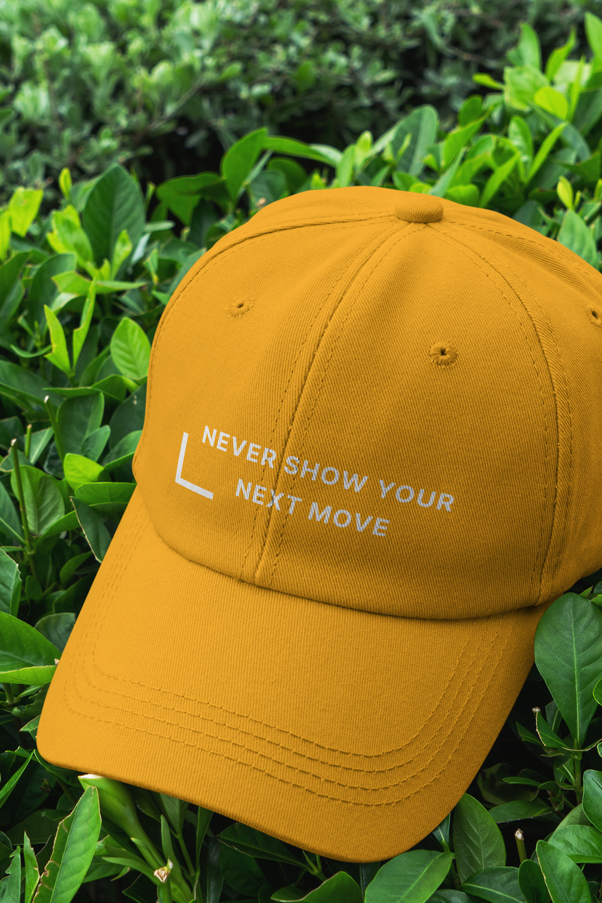 Satranç365 "Never Show Your Next Move" Sarı Çocuk & Genç Şapka - Ayarlanabilir Kep resmi