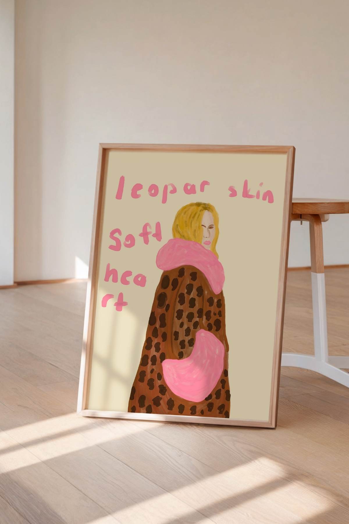 Leopar Desenli Kadın Figür Poster Moda Temalı Modern Sanat Dekoratif Duvar Tablosu Çerçevesiz