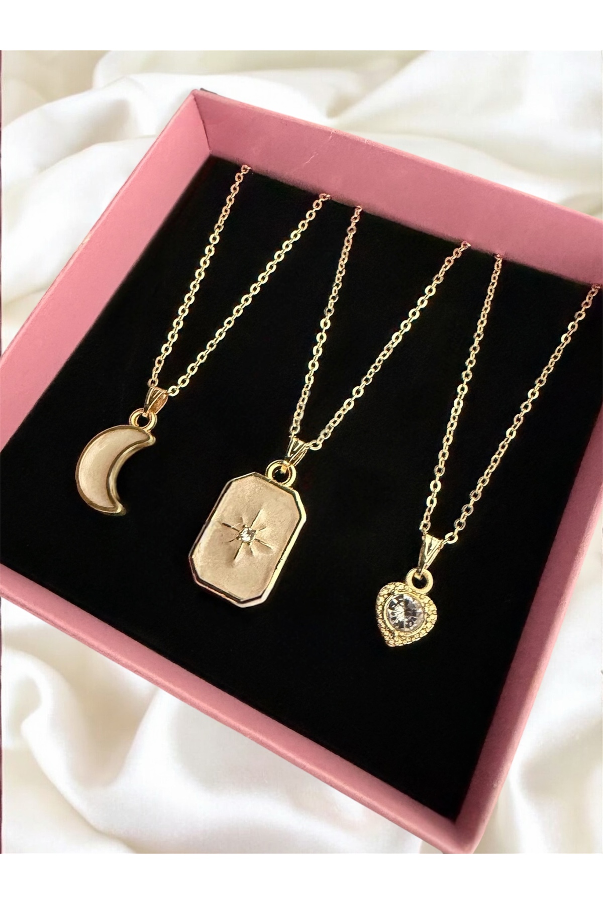 Gold Color 3 Pole Star Moon Heart Combination Set Necklace