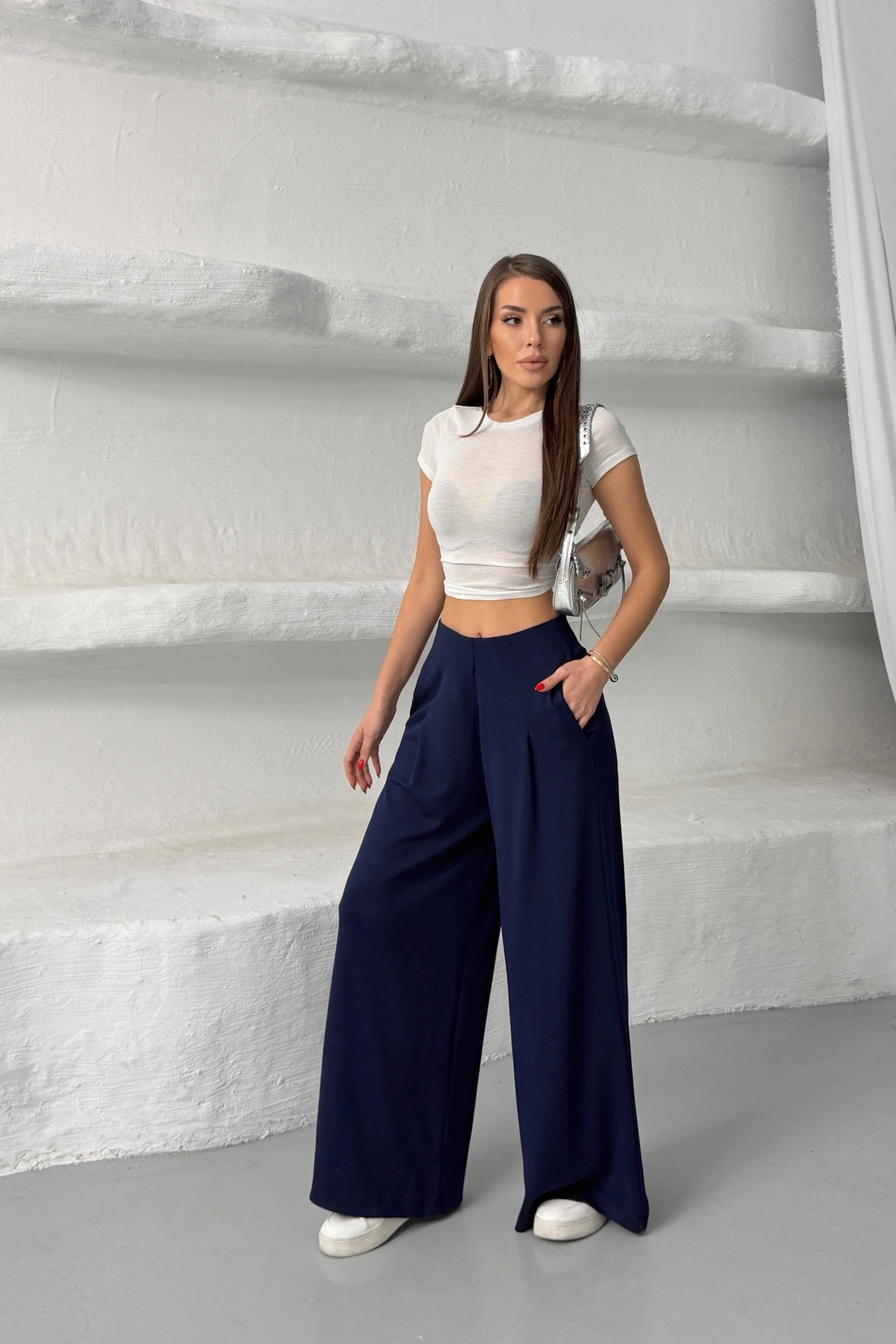 URİS  Kadın Lacivert Yüksek Bel Hareket Özgürlüğü Sunan Beli Lastikli Geniş Paça Pantolon - Görsel 5