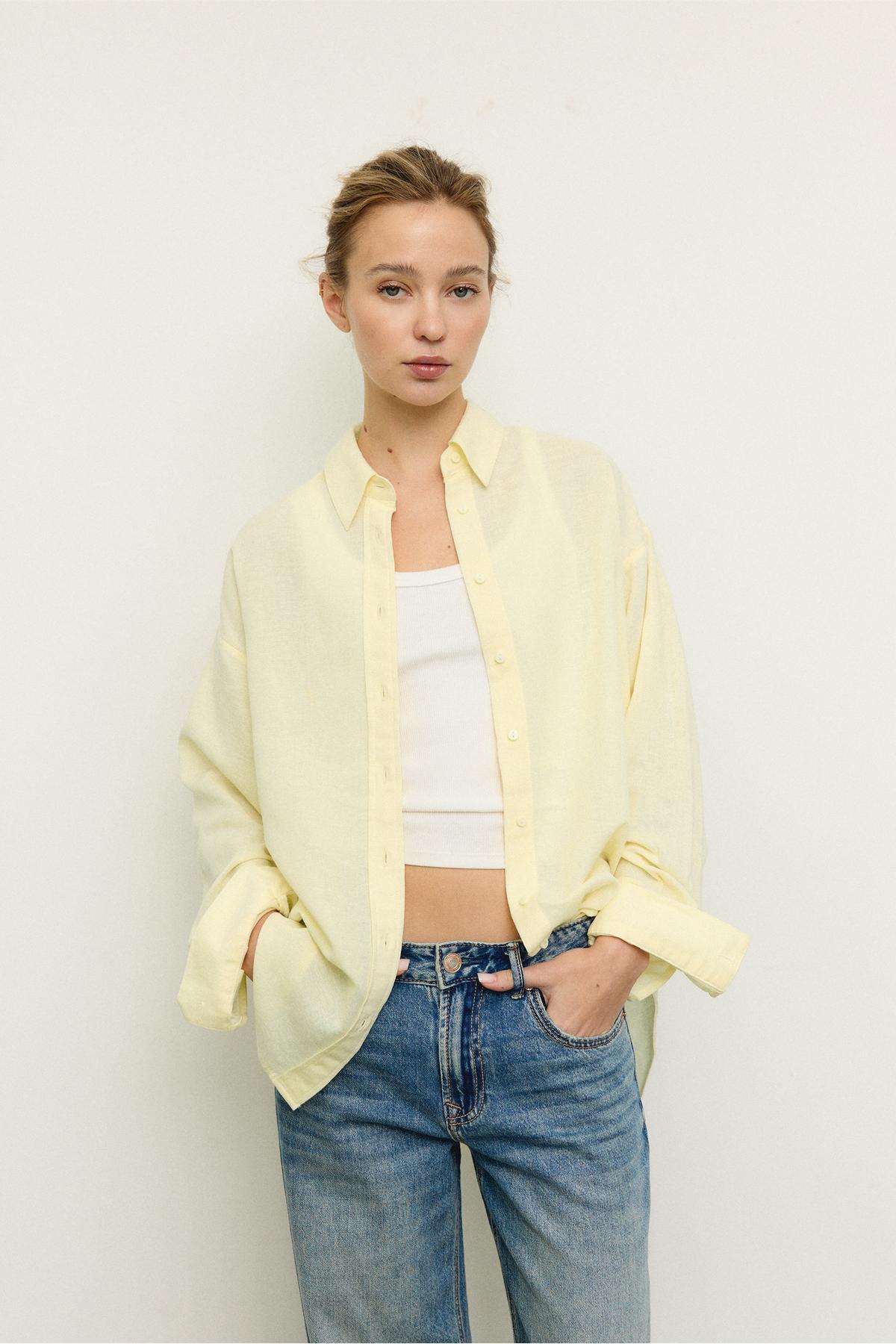 Stradivarius  Keten görünümlü dökümlü gömlek