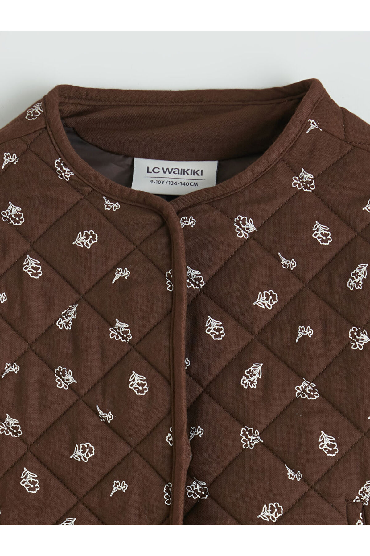 LC Waikiki LCW Kids Kahverengi Bisiklet Yaka Çiçekli Kapitone Kız Çocuk Ceket fotoğrafı 4 (önizleme)