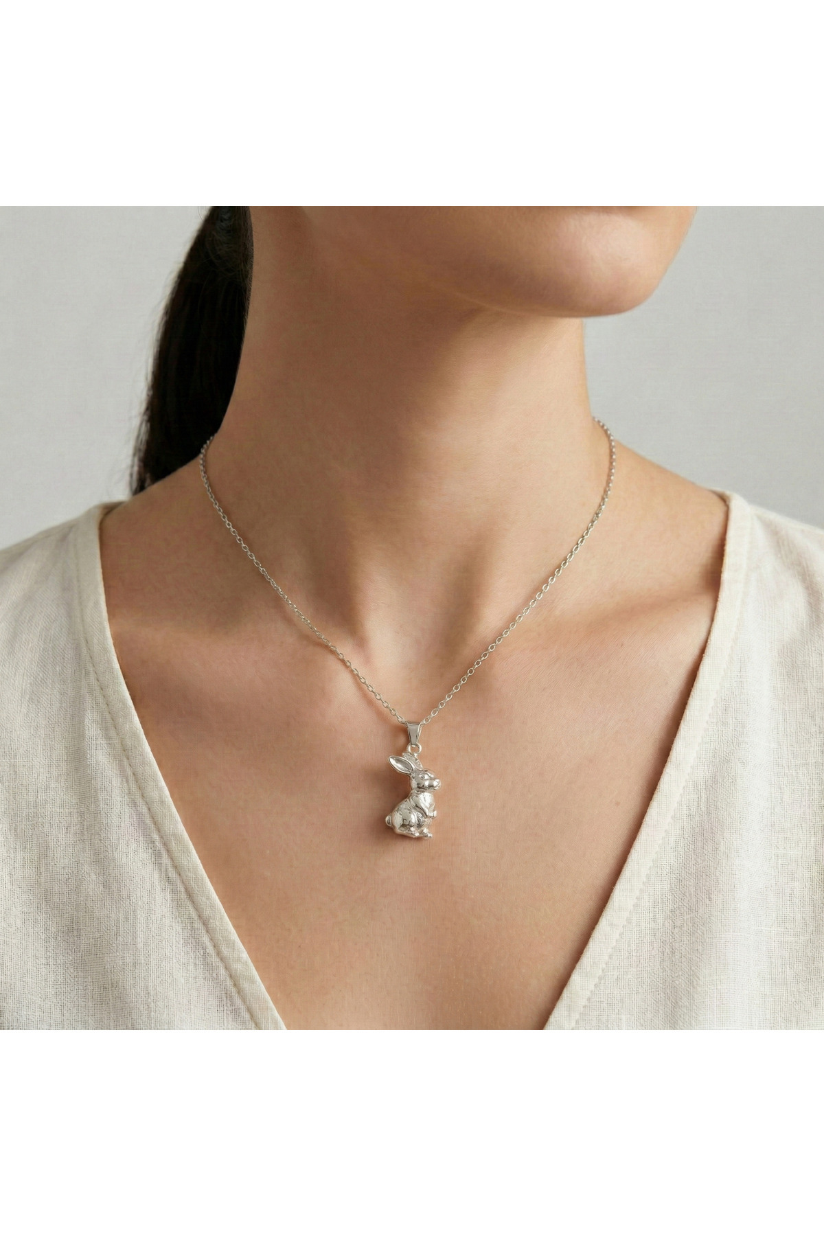 Ashak Accessories Kadın 925 Ayar Gümüş Zincirli Tavşan Kolye görsel 2
