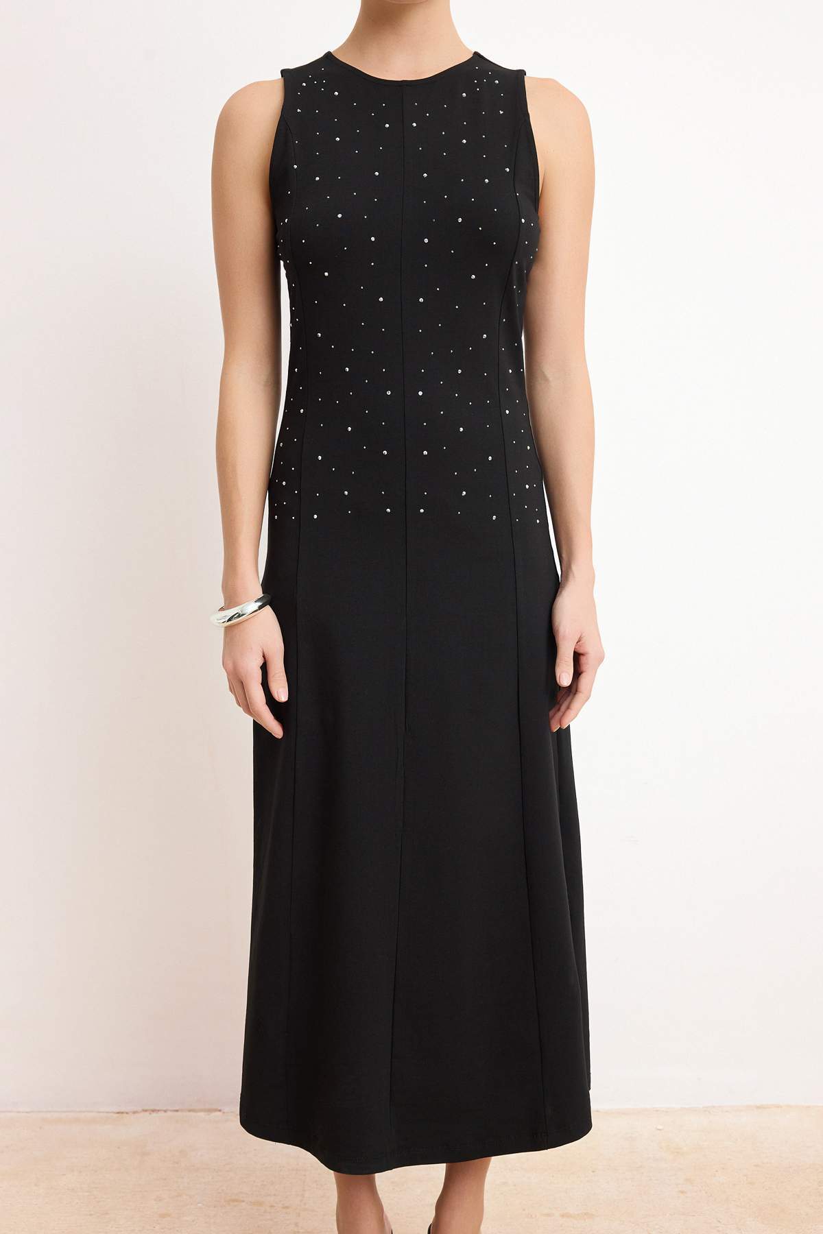 trendyolmilla-womens-flat-maxi-sleeveless-cas