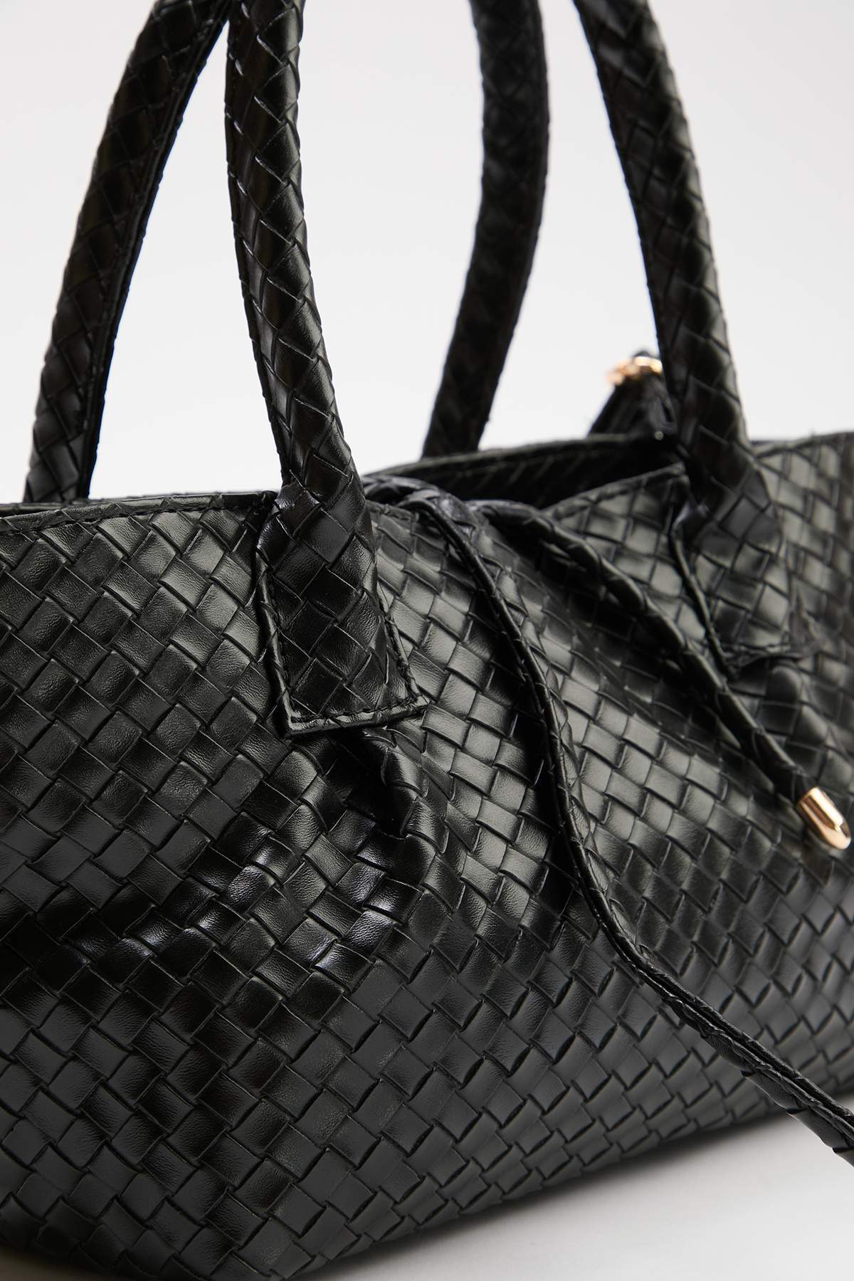 trendyol-shoes-womens-shoulder-bag