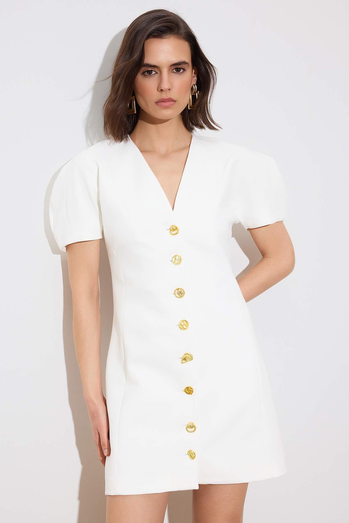 Trendyolmilla  Ekru Düğme Detaylı Kısa / Mini Dokuma Elbise TWOSS26EL00192 - Görsel 2