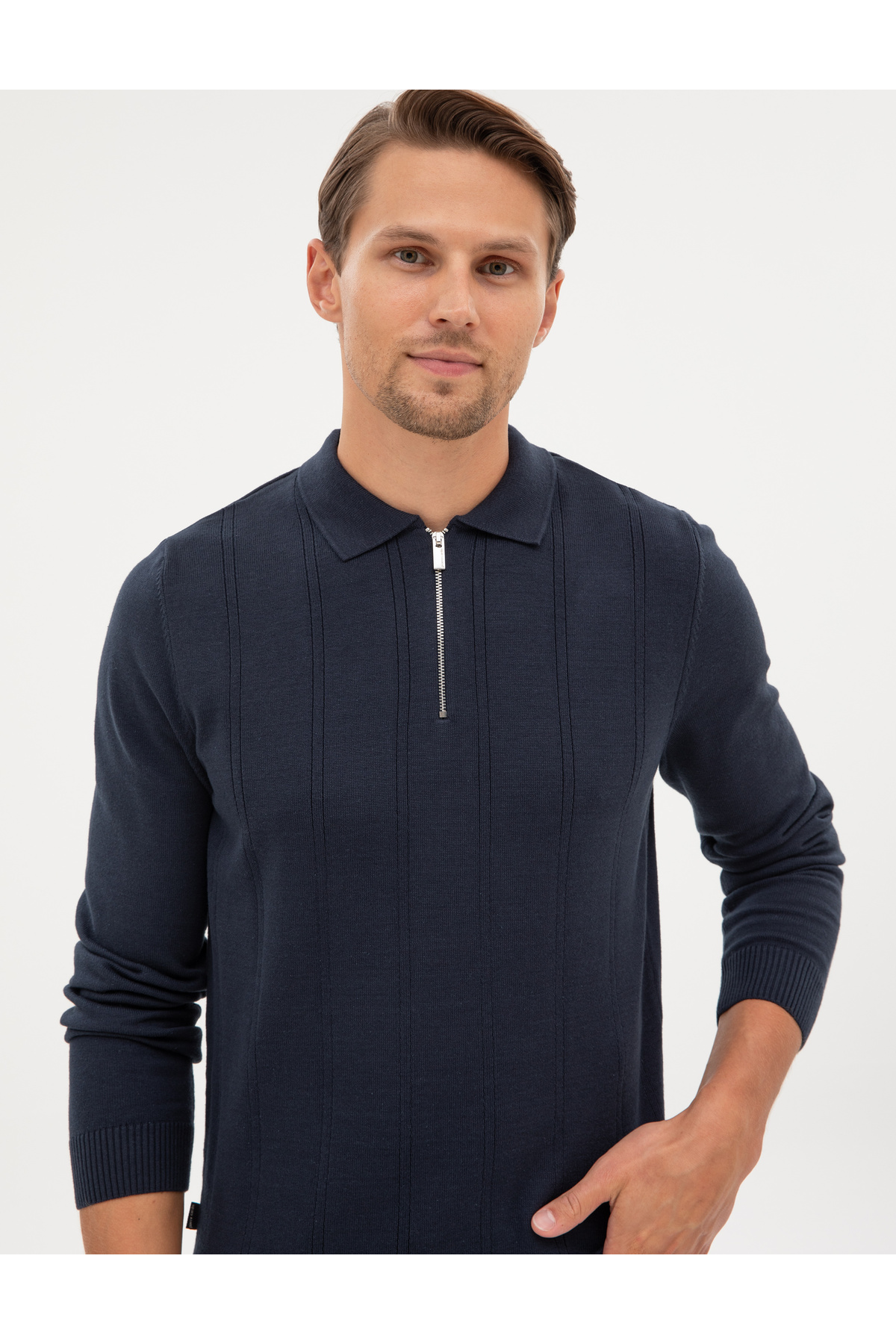 Pierre Cardin Lacivert Slim Fit Fermuarlı Polo Yaka Triko Kazak 50317398-VR033 görsel 2