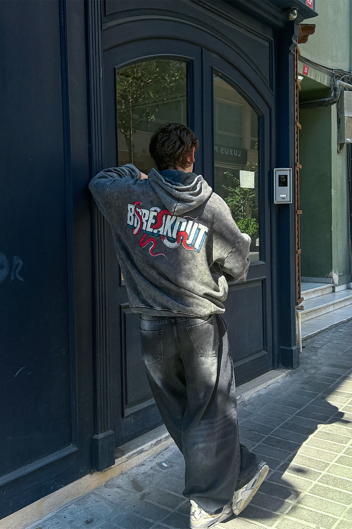 Breakout Oversize Unisex Yıkamalı Siyah Hoodie — رنگارنگ 816E23523 — تصویر 4 از 5