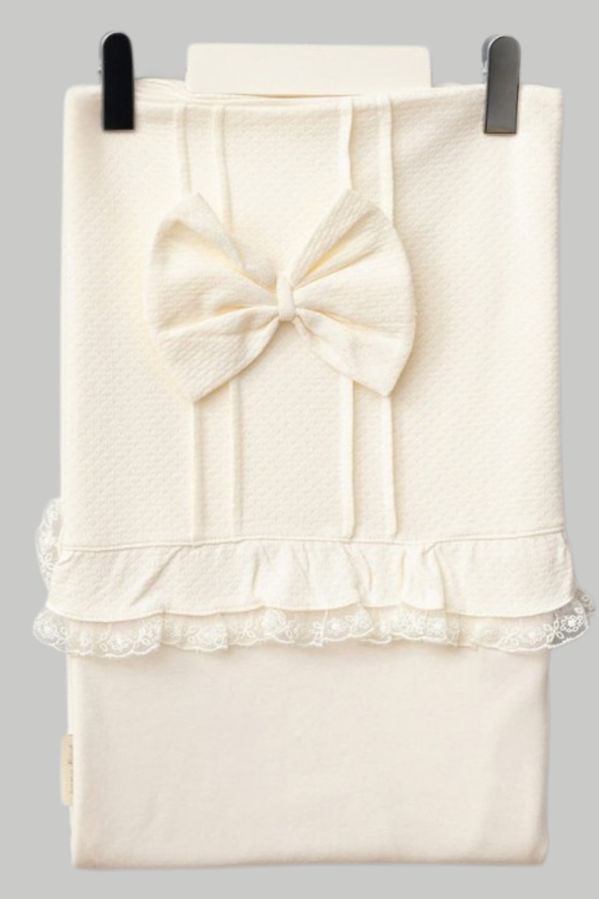 Naka Concept %100 Pamuk 3 Parça Dantelli Kız Bebek Hastane Çıkış Seti – Fiyonklu Krem fotoğrafı 5 (önizleme)