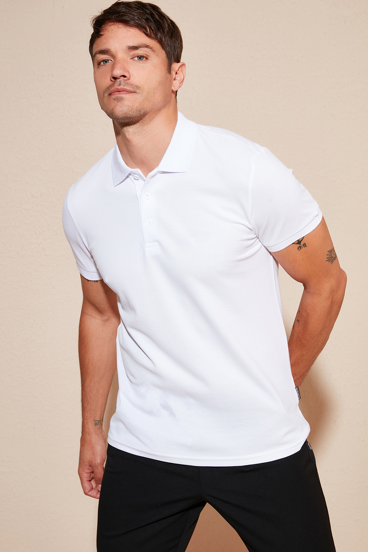 Cotton Regular Fit Buttoned Polo Neck T Shirt Men's POLO NECK T SHIRT 5902127