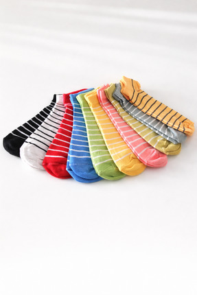 DERMİNA Çember Desenli Patik Çorap 8’li – Kadın, Renkli, Spor Ve Günlük Uyumlu”