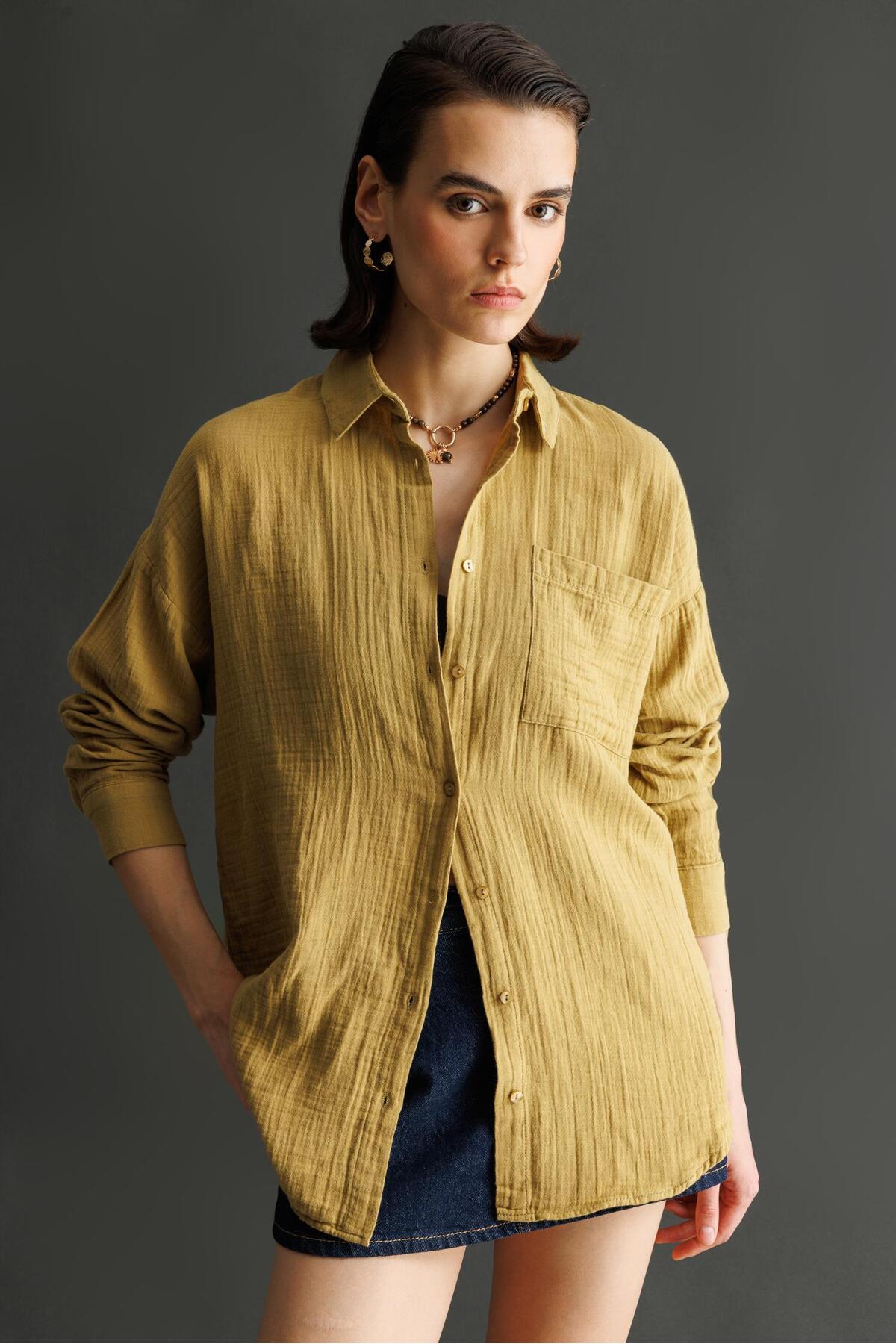 Mixray  3833 Kadın Oversize Cepli Müslin Gömlek Yağ Yeşili