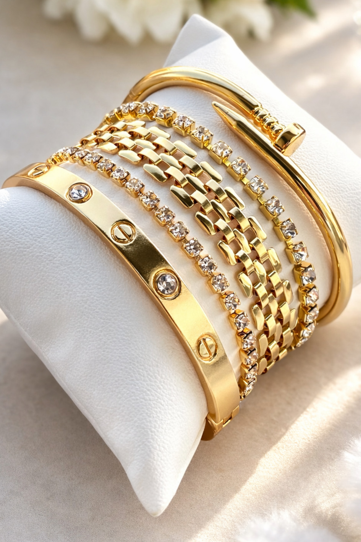Gold Plated 5-Piece Zircon Stone & Wicker Detail Women's Bracelet Set
