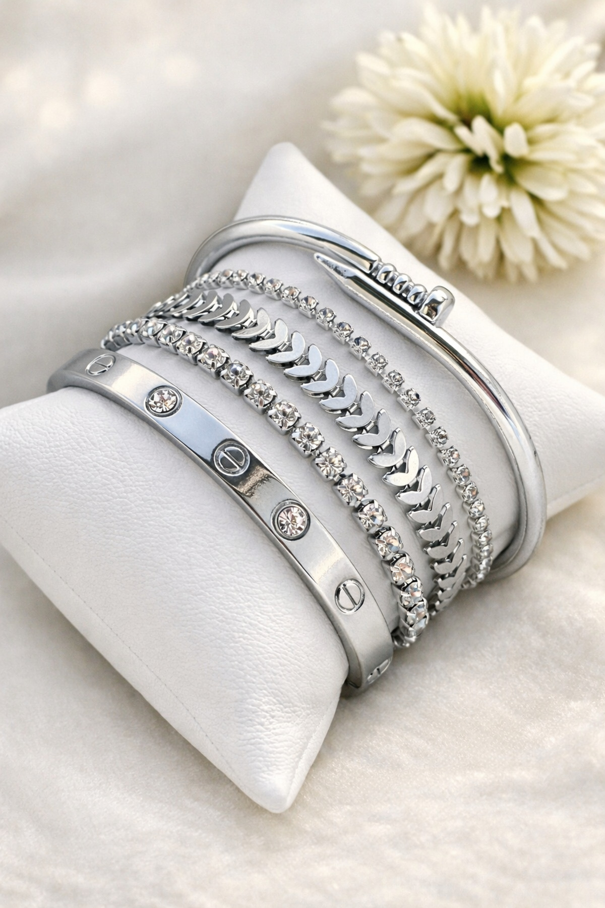 Stone Detailed Silver Color 5-Piece Combination Bracelet
