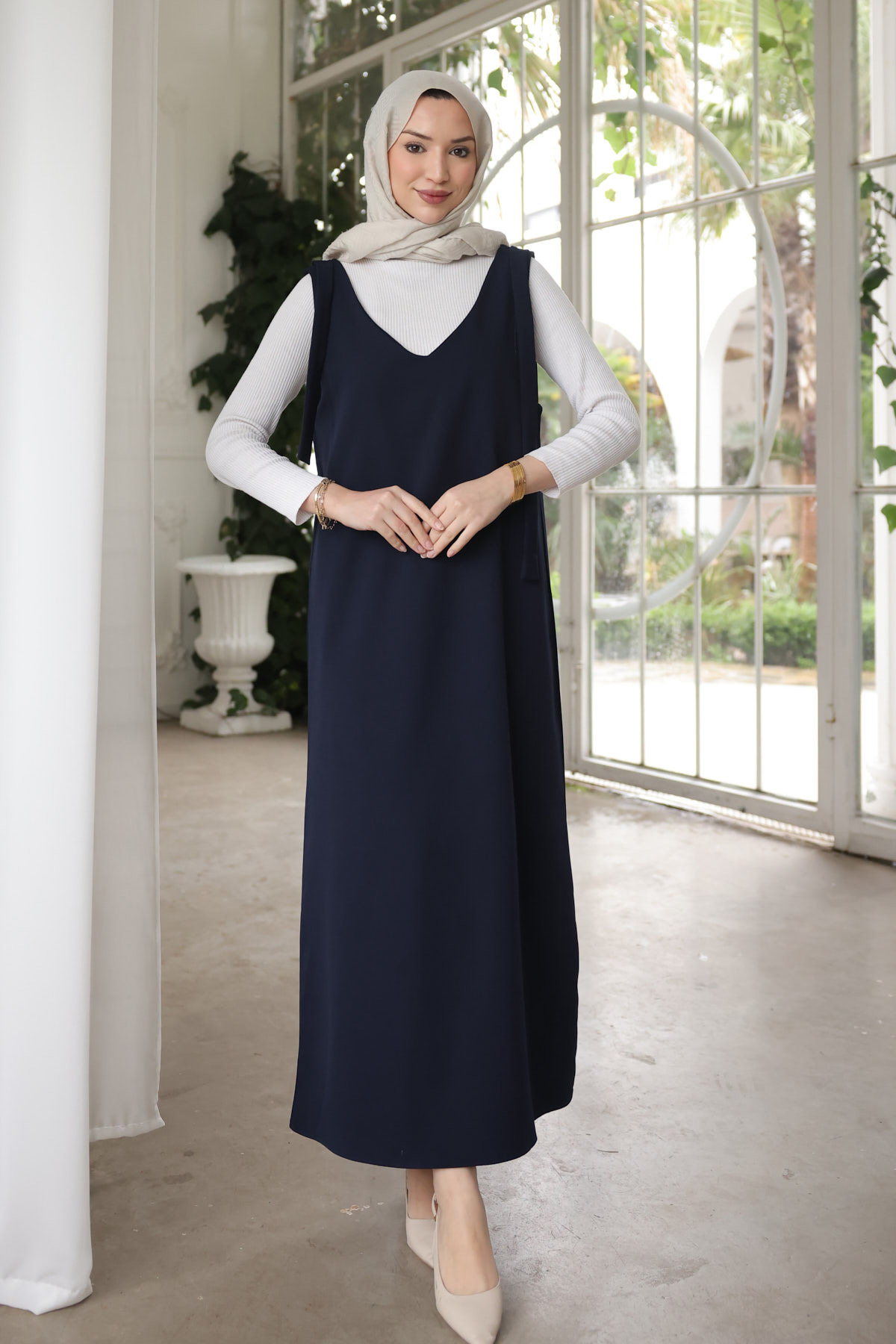 Navy Blue Shoulder Tied Gilet