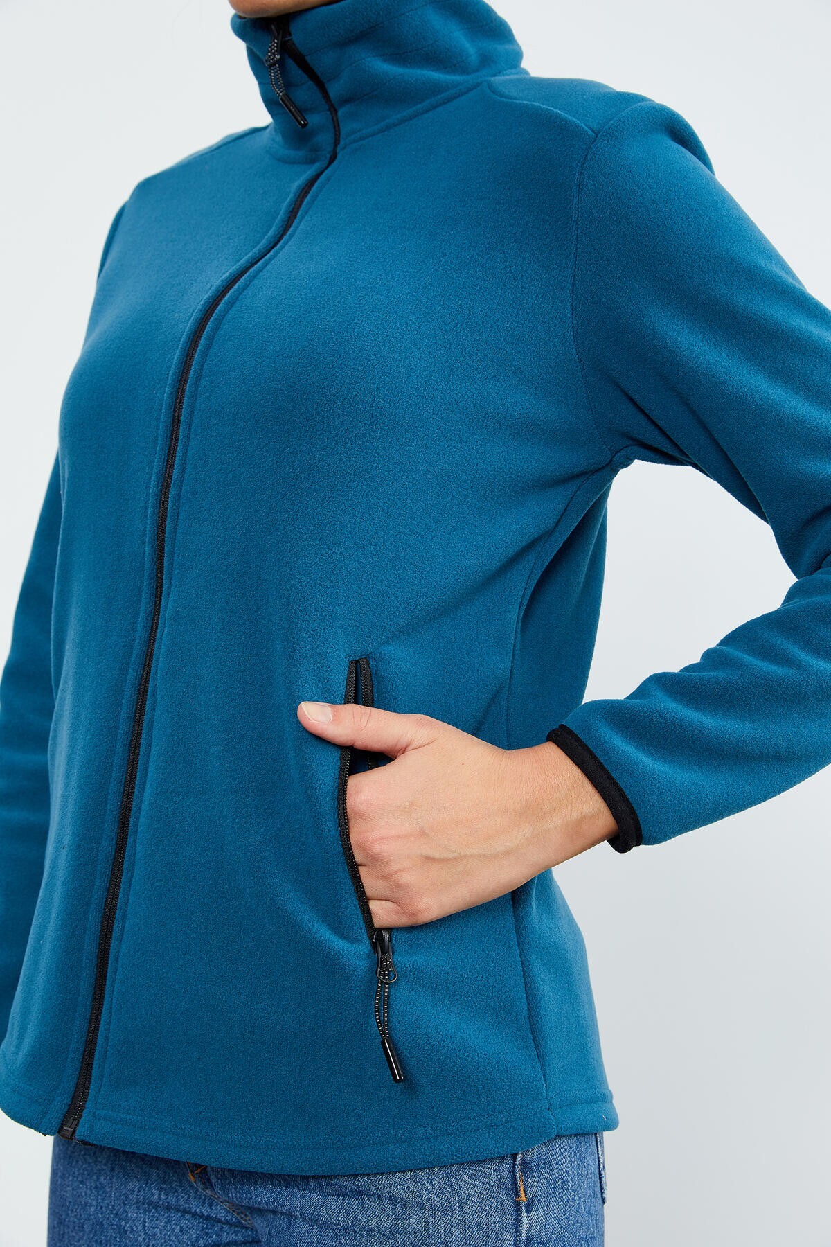 سویشرت زنانه پلیسه دار زیپ دار راحت فرم زمرّد - 97173