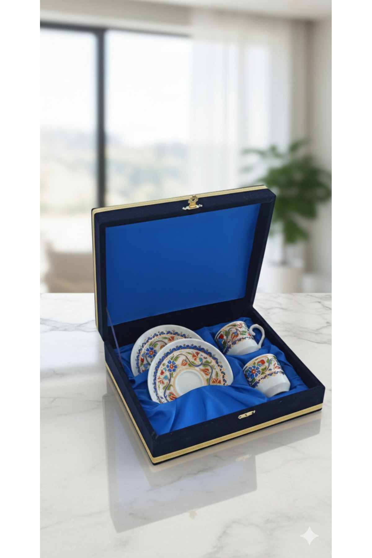 Double Porcelain Cup Set with Special Tulip Motif with Velvet Box