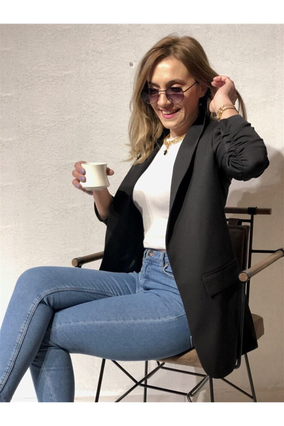 Siyah Büzgülü Astarlı Blazer Ceket - Şık ve Rahat
