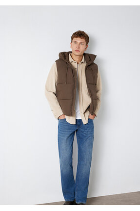 Mavi Jeans Detaylı Kapüşonlu Yeşil Şişme Yelek Regular Fit / Normal Kesim 011...