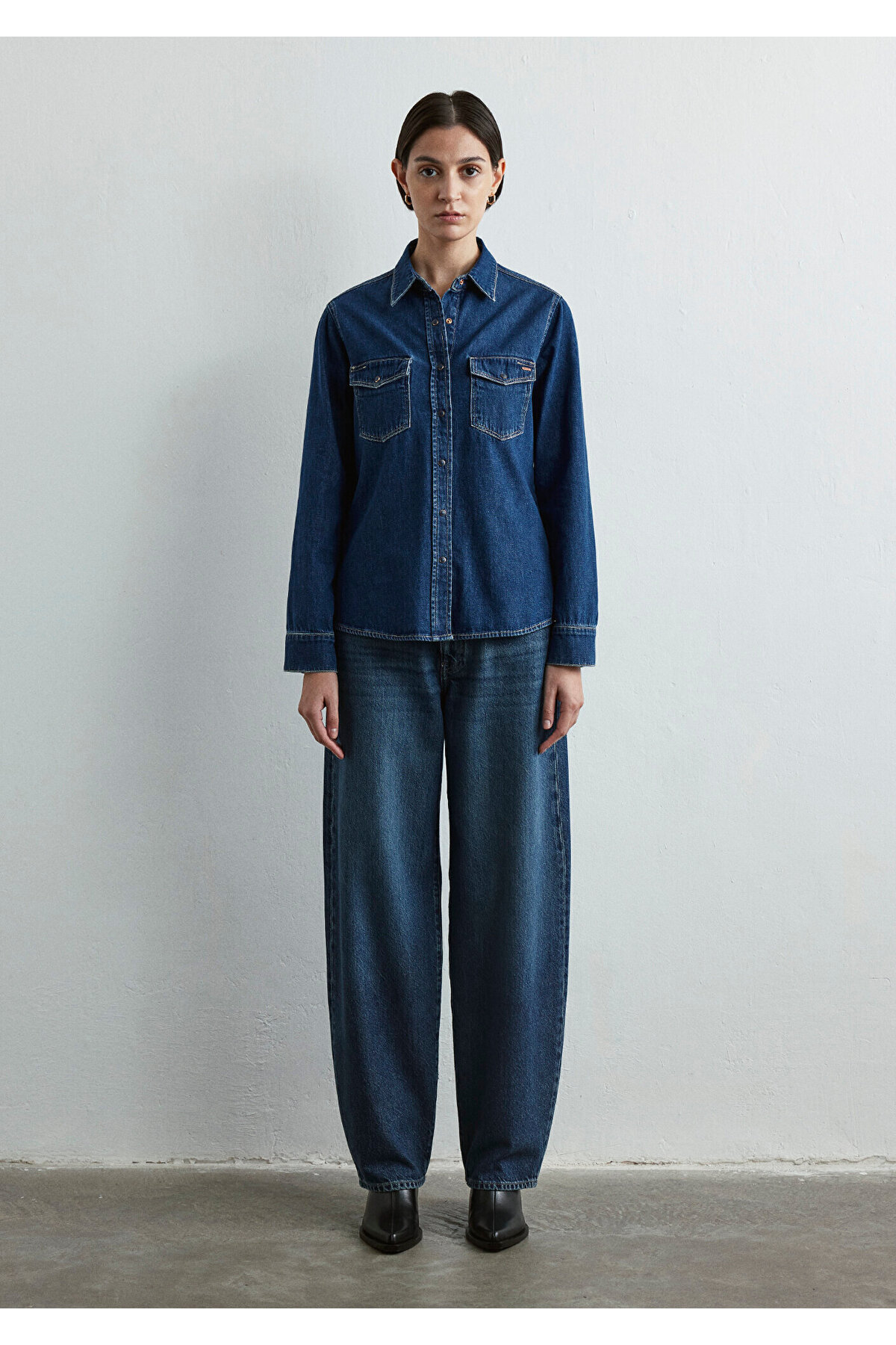 Levia Classic Denim Koyu Jean Gömlek Fitted / Vücuda Oturan Kesim 1210477-87814 — آبی — تصویر 3 از 5