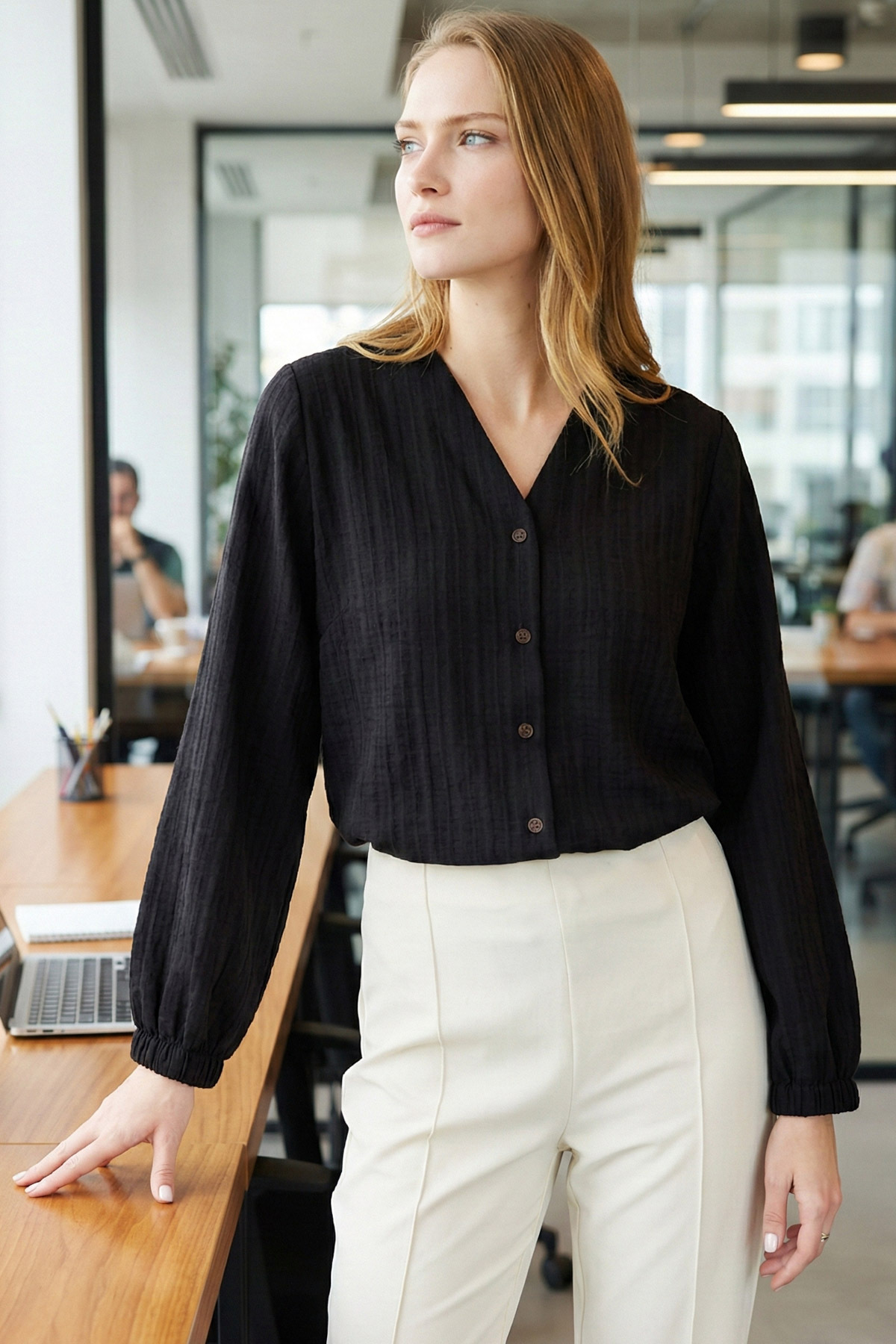 armonika  Kadın Siyah Kolu Lastikli Bürümcük Gömlek ARM-24K001002