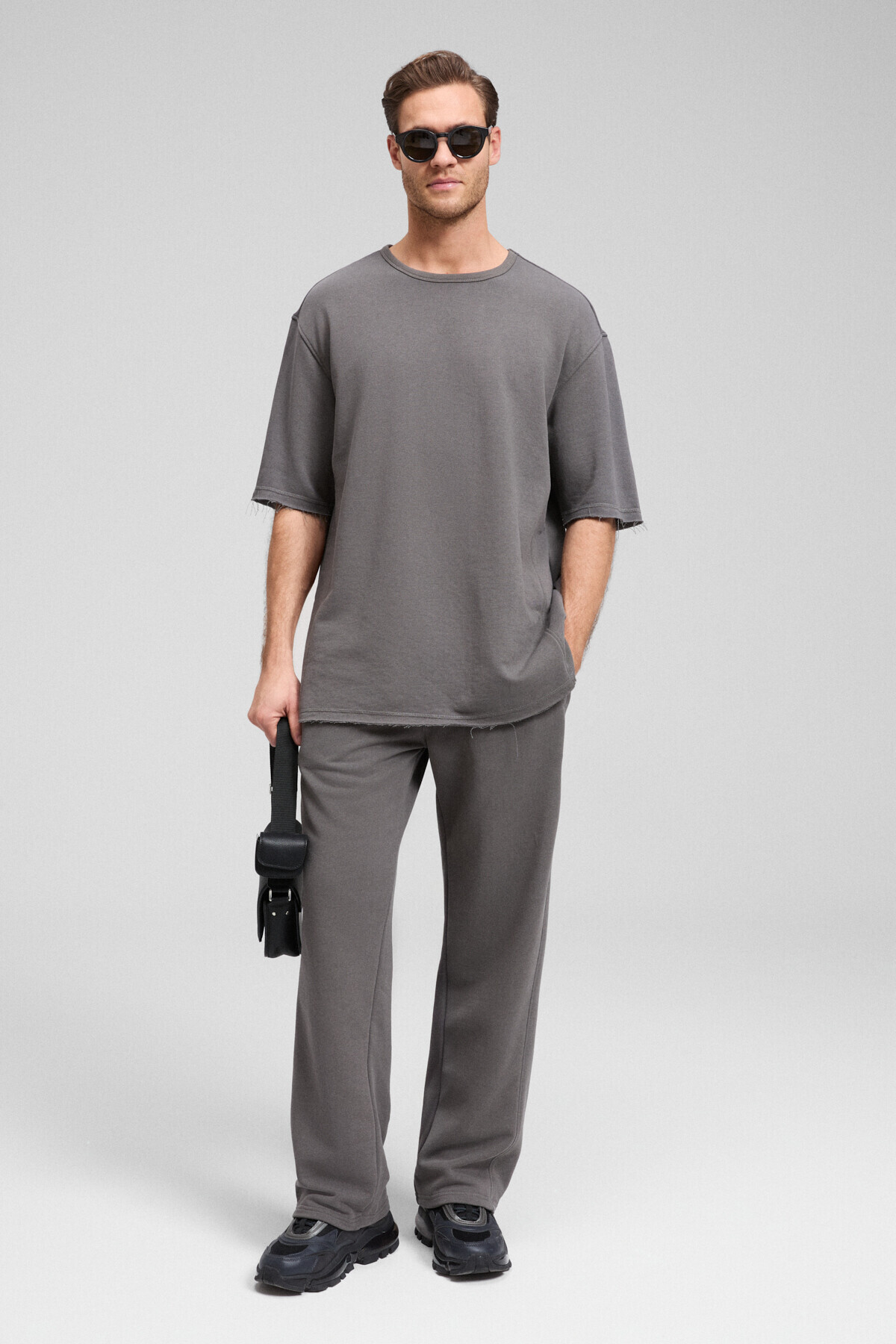 GRIMELANGE  EASY Erkek Pamuklu Bisiklet Yaka Beli Lastikli Kordonlu Çift Cepli Regular Antrasit Eşofman Takımı - Görsel 2
