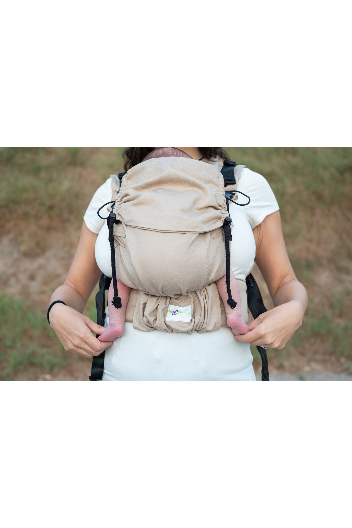 Huggyberry Nest Baby Carrier - Latte fotoğrafı 4 (önizleme)