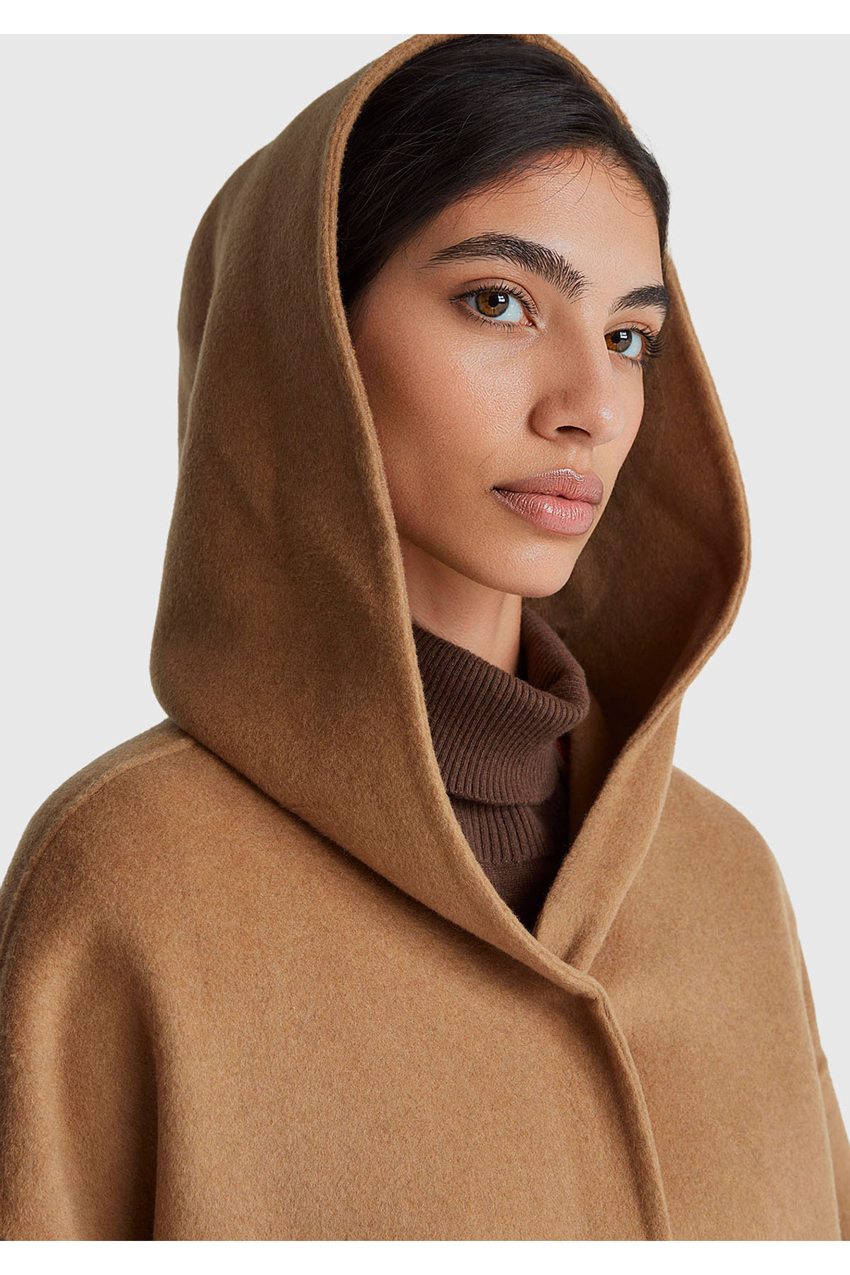United Colors of Benetton  Kadın Açık Kahverengi Yün ve Viskoz Karışımlı Çift Taraflı Cepli Kapüşonlu Palto - Görsel 6