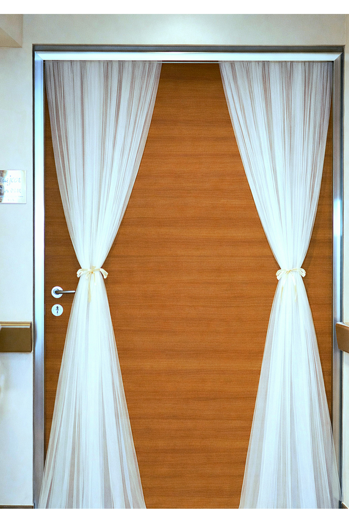 2 Hospital Rubber Door Ornament Tiles, 3+3 =6 Meters Width 4 Meters Intense Appearance