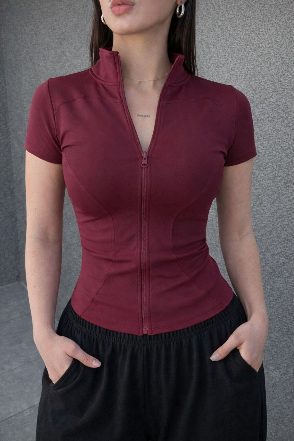 EDVESS Fermuarlı Estetik Crop T-shirt