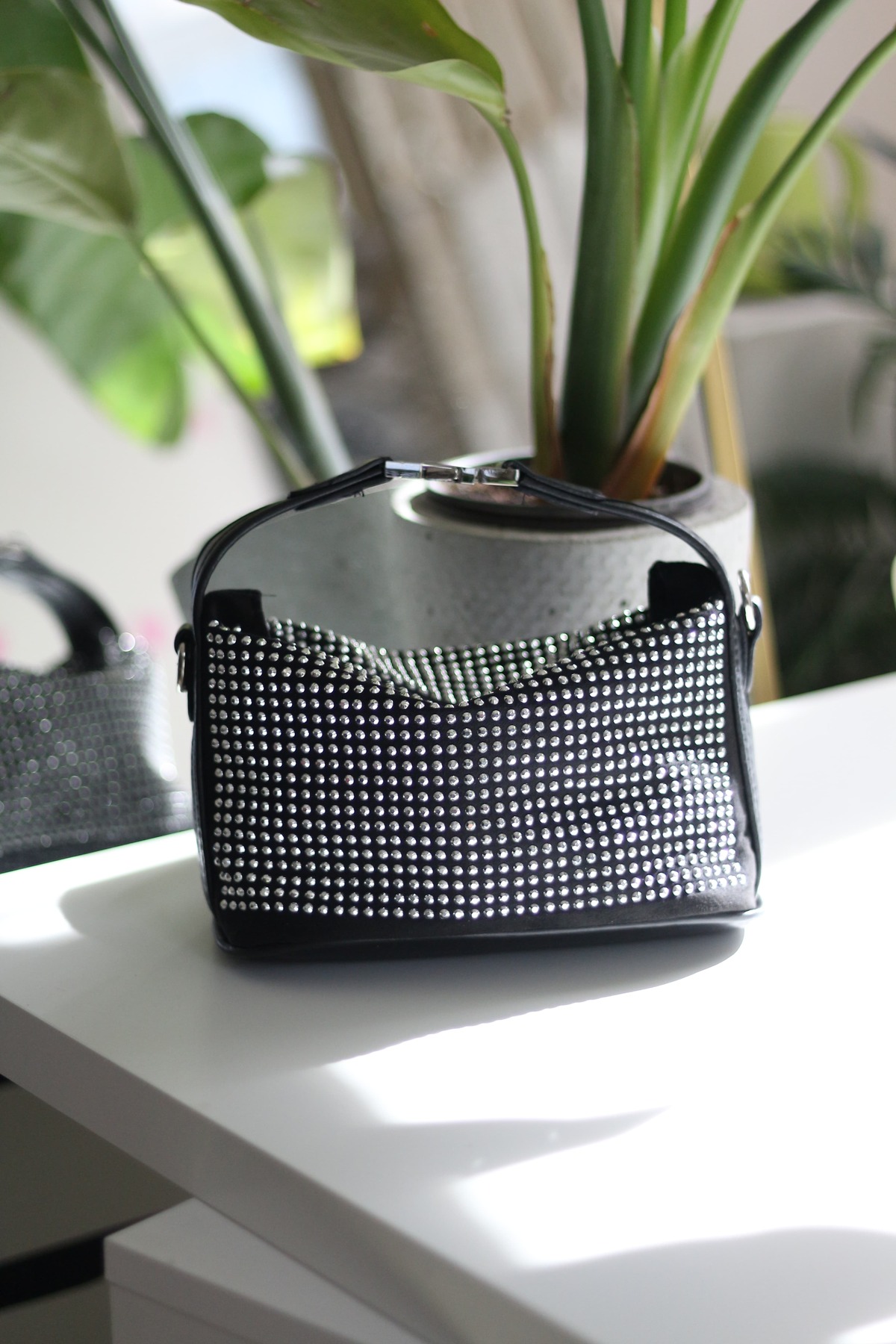 Women's Silver Gemstone Lock Detailed Strap Handbag Shoulder Bag