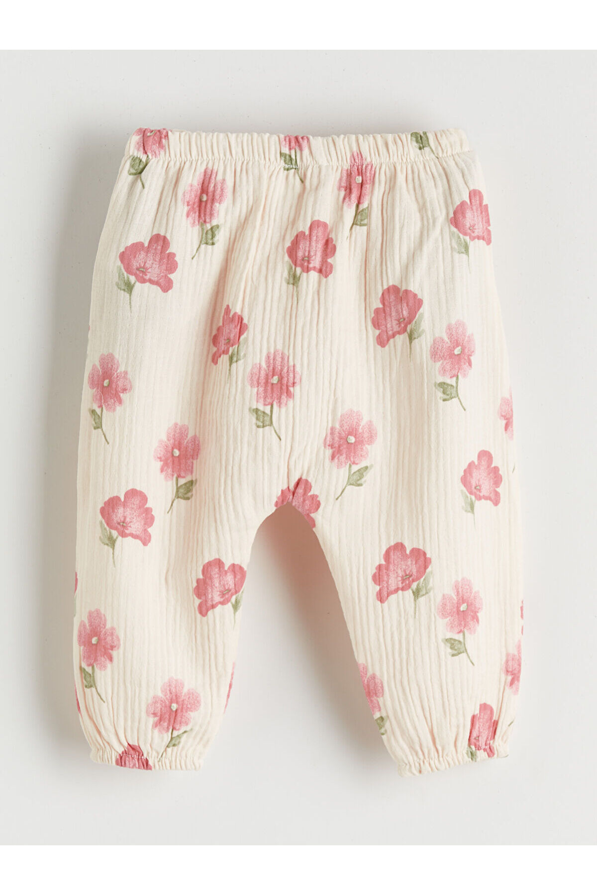 LC Waikiki Nevaa Collection Ekru Çiçekli Kız Bebek Müslin Bluz ve Pantolon fotoğrafı 5 (önizleme)