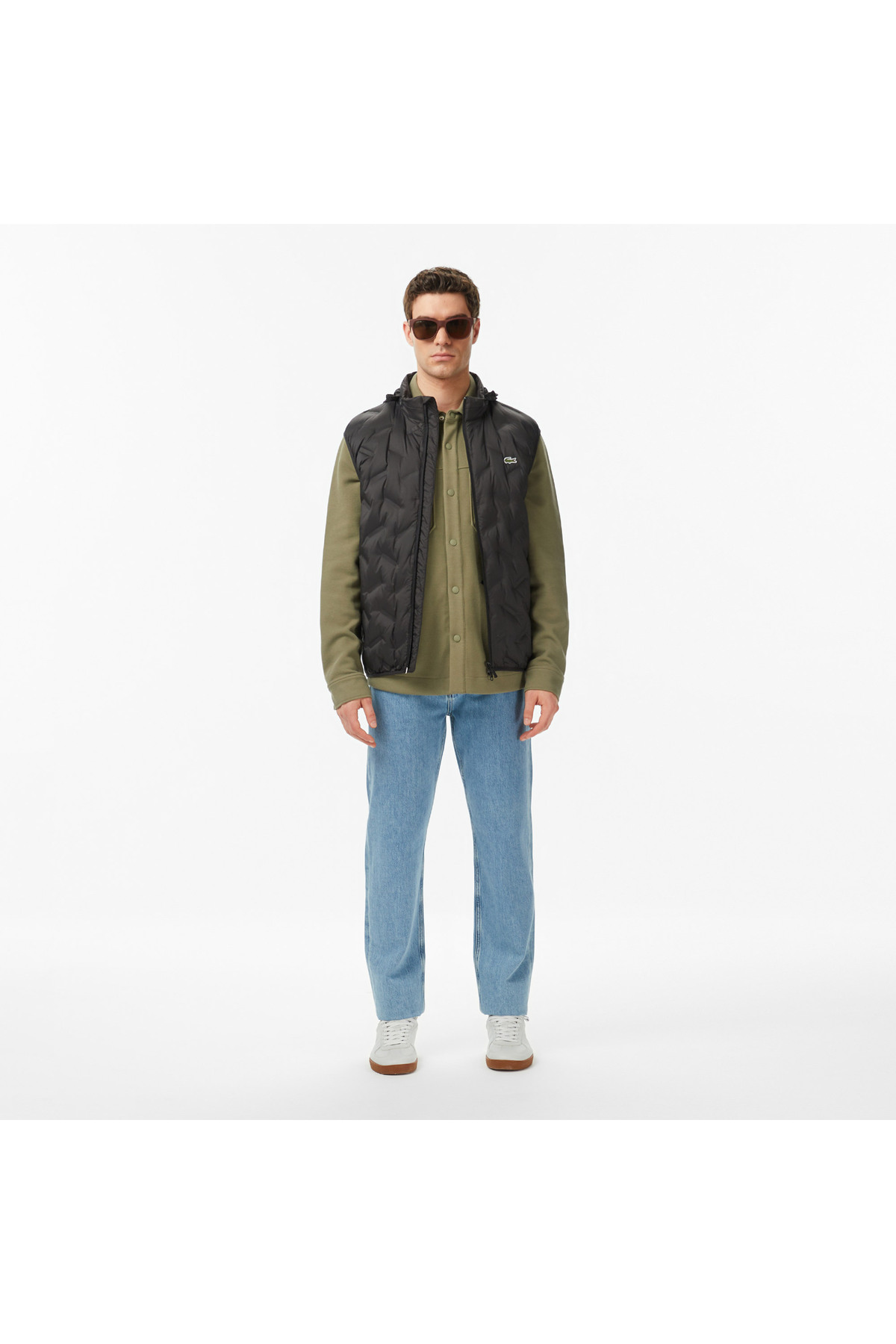 Lacoste Erkek Regular Fit Dik Yaka Kapitone Siyah Yelek görsel 6