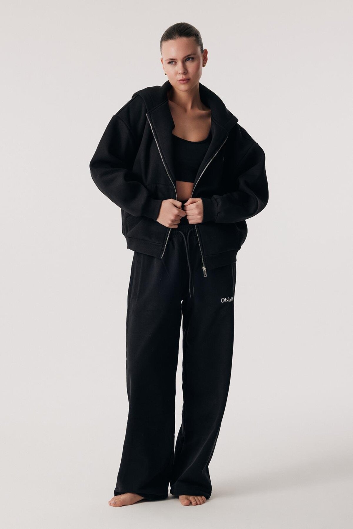 Oishii Rei Loungewear Fermuarlı ve Kapşonlu Sweatshirt Siyah