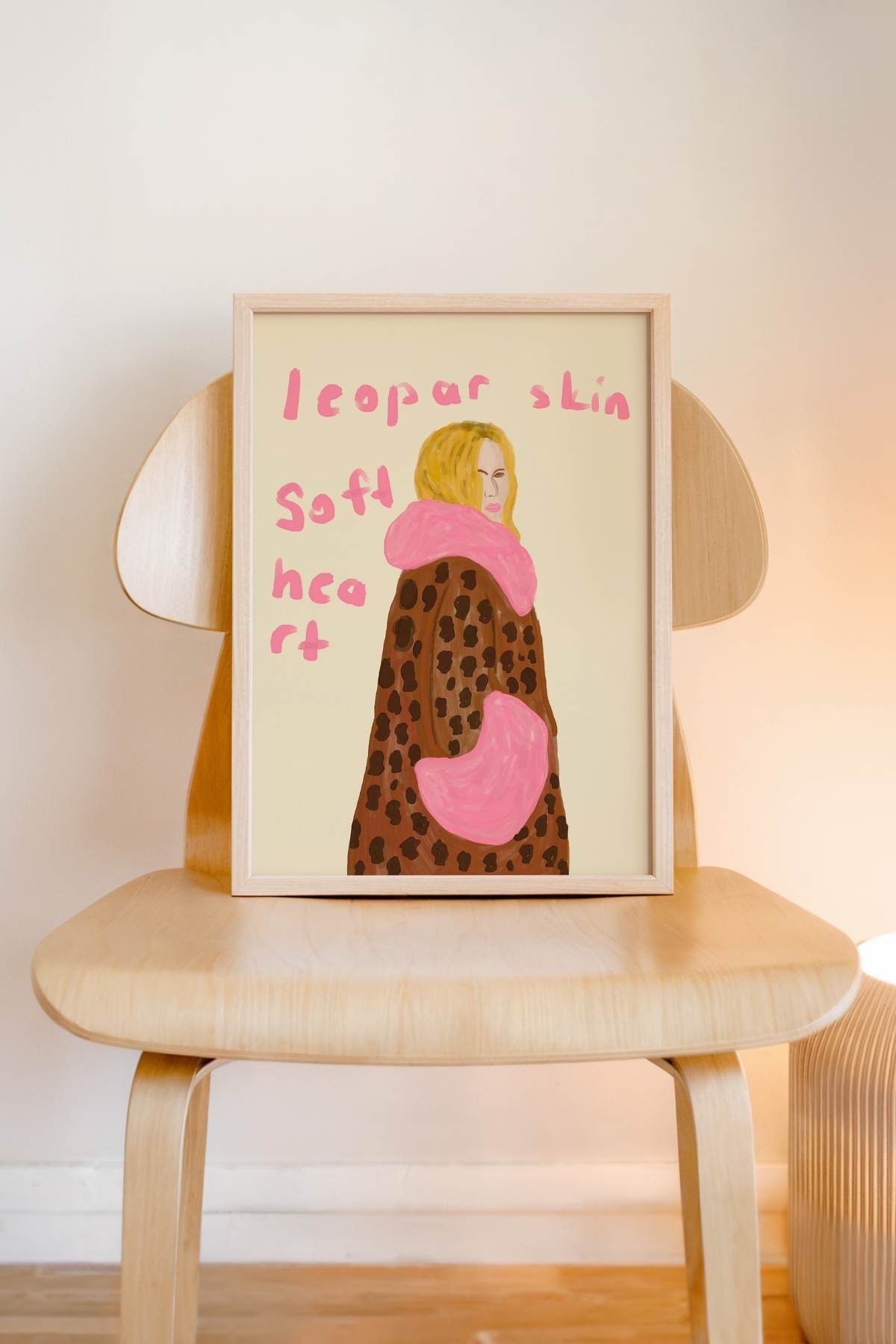 Leopar Desenli Kadın Figür Poster Moda Temalı Modern Sanat Dekoratif Duvar Tablosu Çerçevesiz