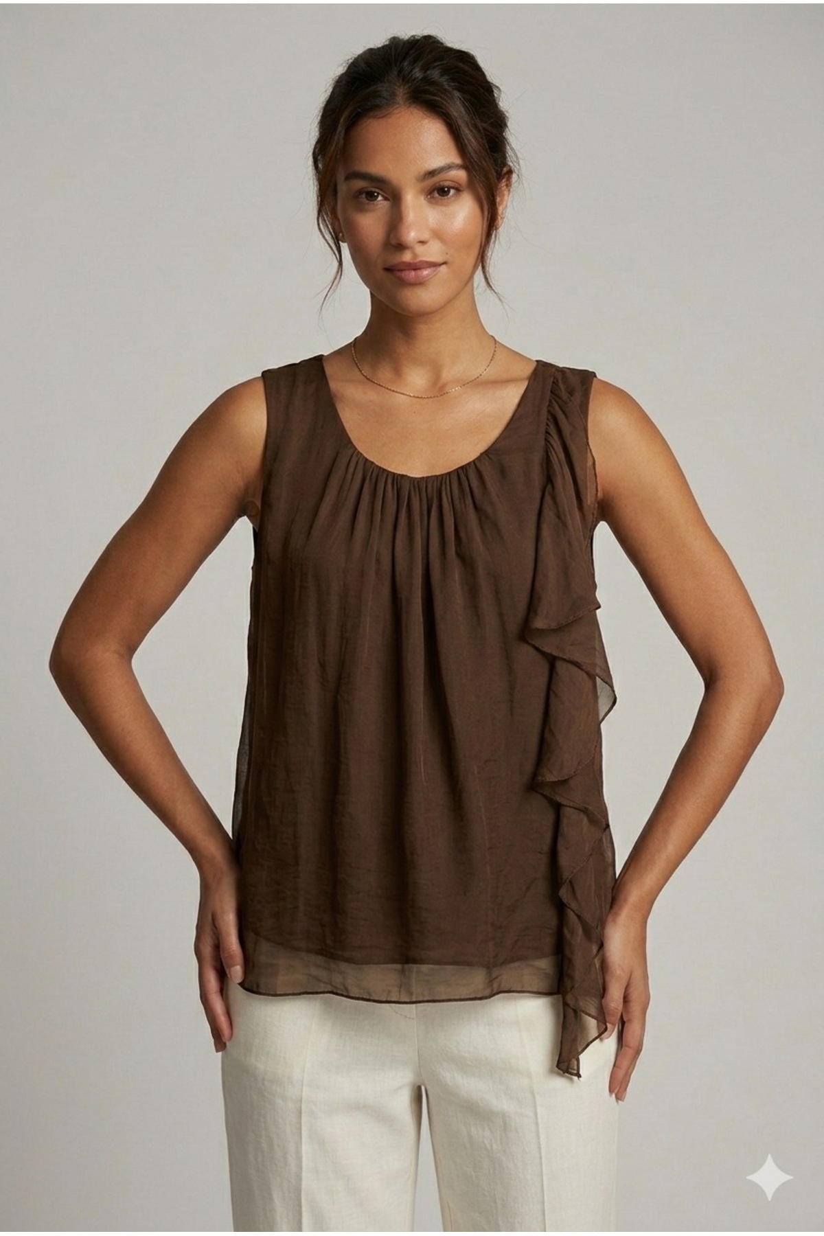 della moor  İtalyan Kakao Sıfır Kol Önü Fırfırlı Astarlı İpek Bluz - Görsel 2