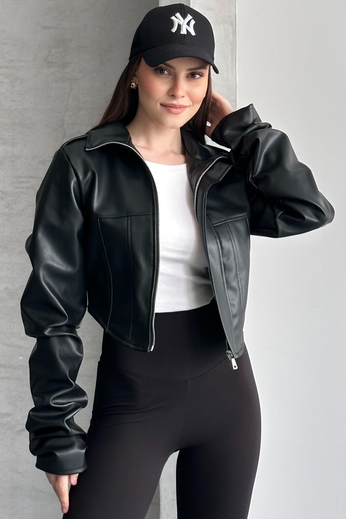 moda armanc  Kadın Crop Deri Ceket - Siyah Yeni Sezon Korse Detaylı - Görsel 6